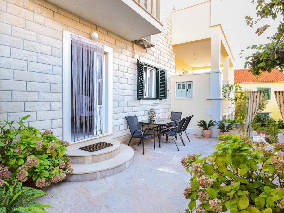 Apartment Ana - Brc100 By Interhome Supetar Exterior foto